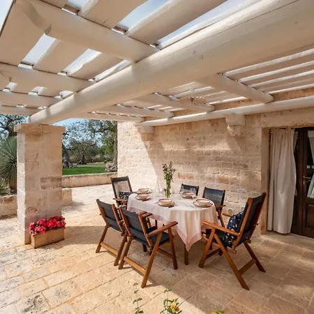 Holiday home Trulli Oasi Fiorita - Exclusive Apulian Holidays