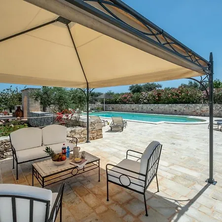 Trulli Oasi Fiorita - Exclusive Apulian Holidays Holiday home