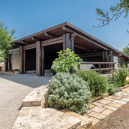 Trulli Oasi Fiorita - Exclusive Apulian Holidays Holiday home *