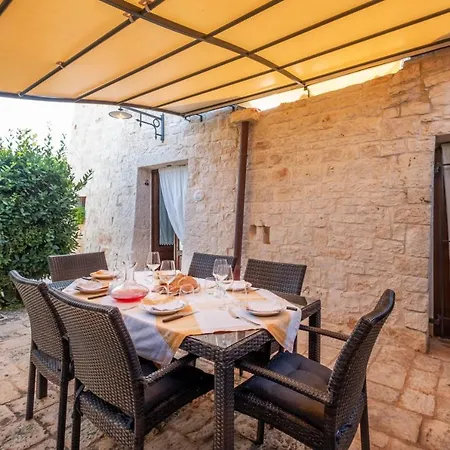 Trulli Oasi Fiorita - Exclusive Apulian Holidays *