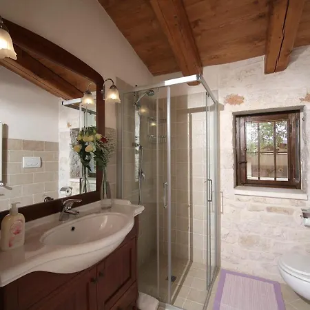Holiday home Trulli Oasi Fiorita - Exclusive Apulian Holidays Castellana Grotte