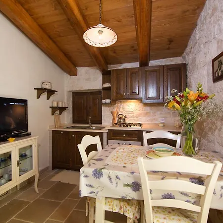 Trulli Oasi Fiorita - Exclusive Apulian Holidays *