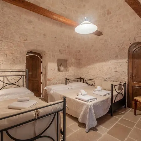 Trulli Oasi Fiorita - Exclusive Apulian Holidays * Castellana Grotte