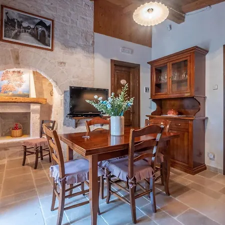 Trulli Oasi Fiorita - Exclusive Apulian Holidays Holiday home