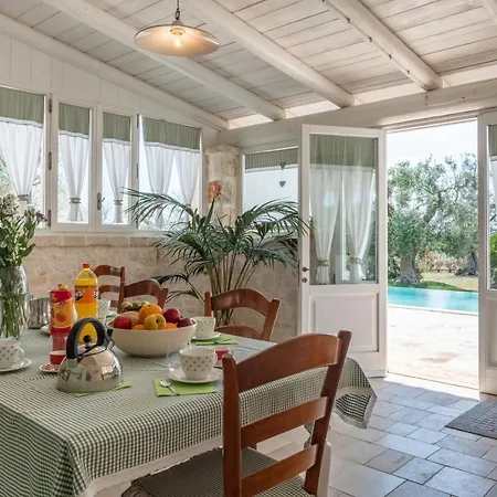 Trulli Oasi Fiorita - Exclusive Apulian Holidays Holiday home Castellana Grotte