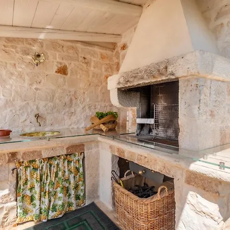 Holiday home Trulli Oasi Fiorita - Exclusive Apulian Holidays Castellana Grotte