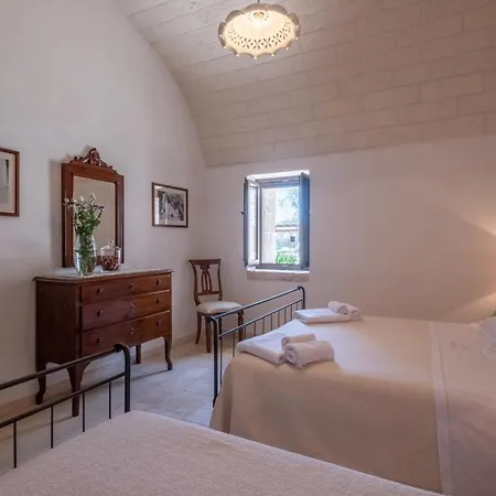 Holiday home Trulli Oasi Fiorita - Exclusive Apulian Holidays Castellana Grotte