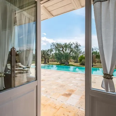 Holiday home Trulli Oasi Fiorita - Exclusive Apulian Holidays