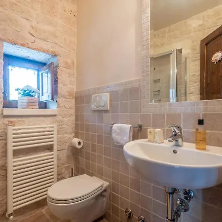 Trulli Oasi Fiorita - Exclusive Apulian Holidays * Castellana Grotte