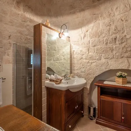 Trulli Oasi Fiorita - Exclusive Apulian Holidays *